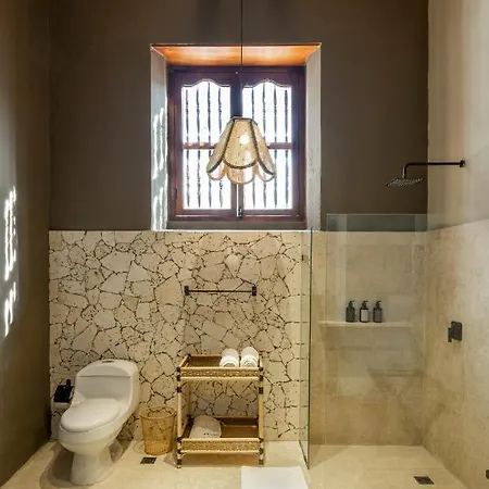 Hotel Privado Designer Boutique 4*