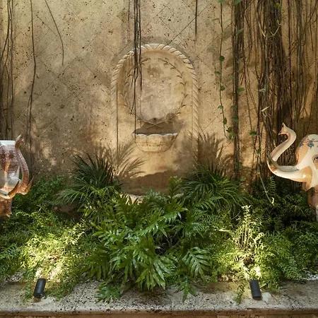 Hotel Privado Designer Boutique 4*