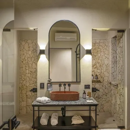 Hotel Privado Designer Boutique 4*